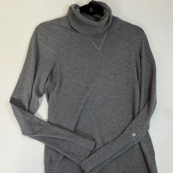 Lole gray turtleneck Long sleeve  sweater size medium - Picture 1 of 6